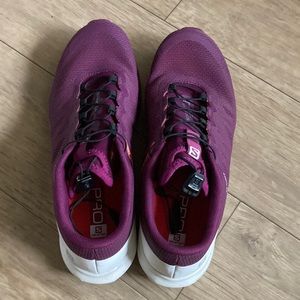 Women’s Salomon Sense 4 Pro Trail Running shows size 7 in excellent condition